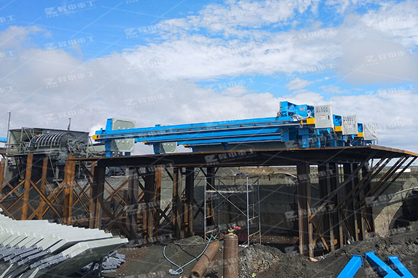 帶式壓濾機濾帶總是跑偏有何辦法？9大原因幫你解決根本問題